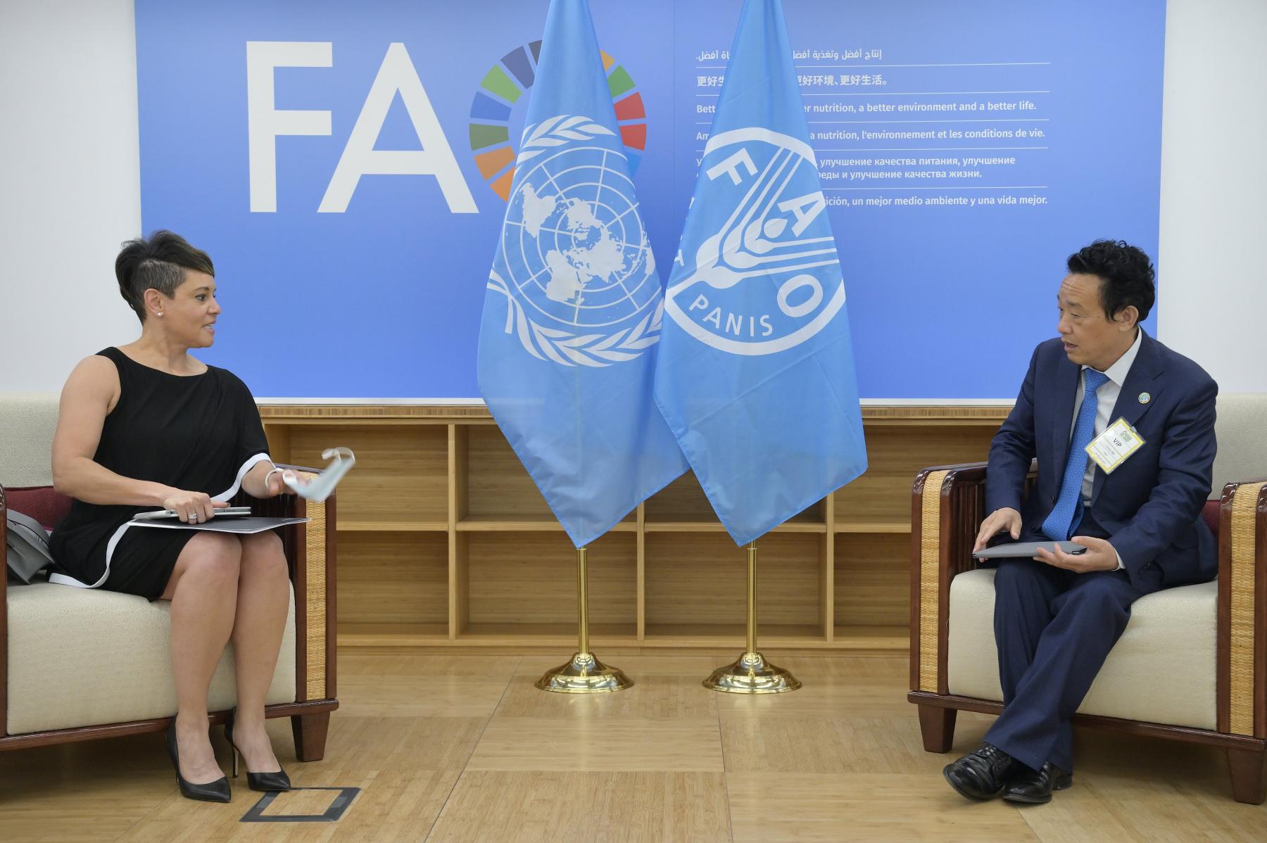 Deputy Secretary Bronaugh meets with QU Dongyu, Director-General of the UN-FAO.