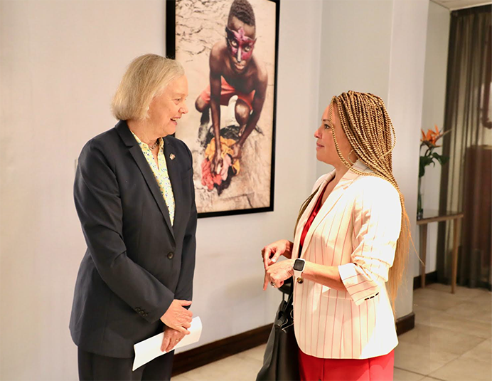 Deputy Secretary Bronaugh and Ambassador Meg Whitman discussed the opportunities in East Africa and noted that the time is right to focus on this region at the opening Plenary Session.