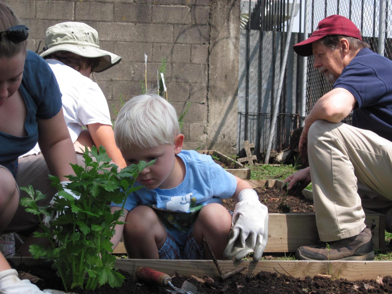 People’s Garden Helps to Strengthen a Community in Costa Rica