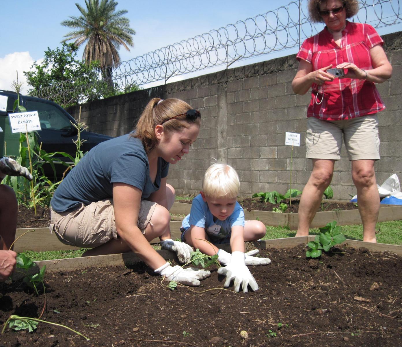 People’s Garden Helps to Strengthen a Community in Costa Rica